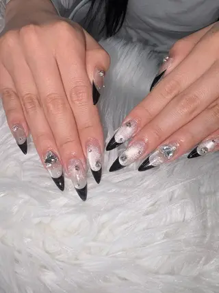 ネイル SHION  のネイルデザイン