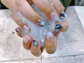 ネイル ビューティーサロン ヘゼリヒのネイルデザイン