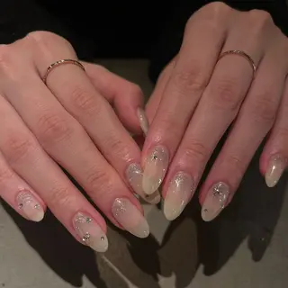 ネイル 長谷川 亜美のネイルデザイン