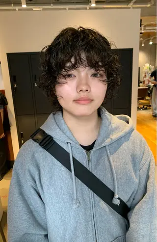 ショート カラー パーマ ボブパーマ 艶カラー/横山大樹のヘアスタイル