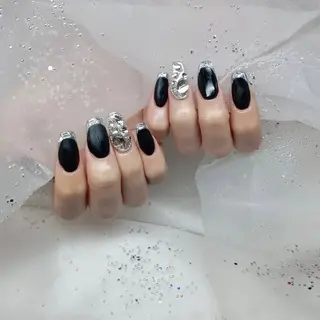 ネイル 金井 奈々のネイルデザイン