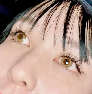 マツエク・マツパ 1ヶ月後も半分残る 高持続LEDエクステのマツエク・マツパデザイン