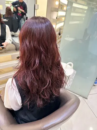 ロング カラー タイトボブ個性派カラ ーAKANEのヘアスタイル