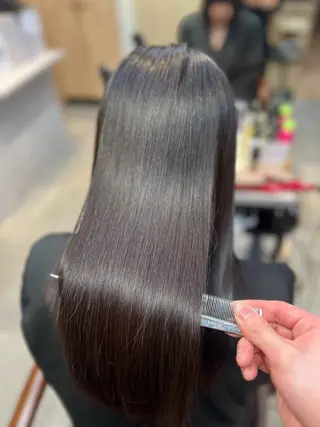 セミロング ✨美髪縮毛矯正✨ HIKARIのヘアスタイル