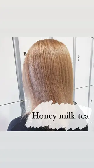 ミディアム カラー ミルクティーベージュ 暖色カラー/池田麻帆のヘアスタイル