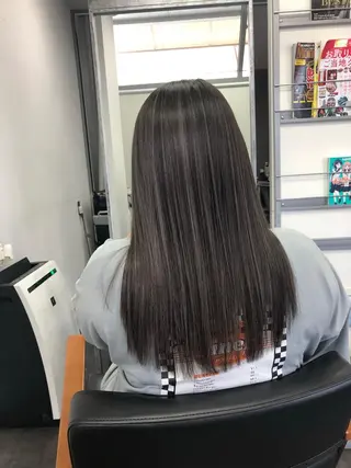 ロング カラー ヘアアレンジ U&i所属・大塚 貴之のヘアスタイル