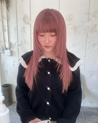 ロング カラー ハイトーン🦢 Natsumiのヘアスタイル