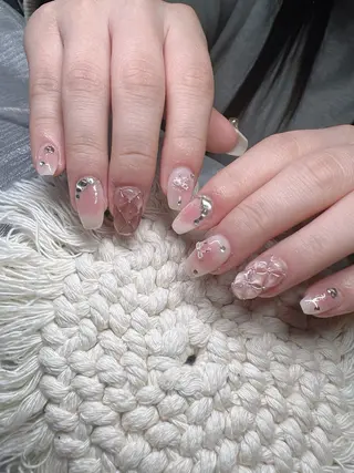 ネイル Lee Nailsのネイルデザイン