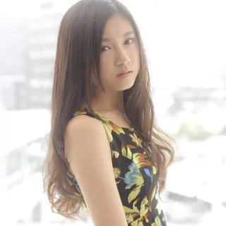 ロング カラー youres hair 新宿三丁目所属・髪質改善カラー、美髪 トリートメント専門のヘアスタイル