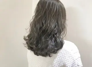 ミディアム カラー ヘアアレンジ 店長/ 加藤 流菜のヘアスタイル