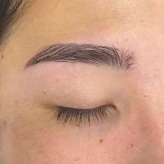 メンズ elblink manaのマツエク・マツパデザイン