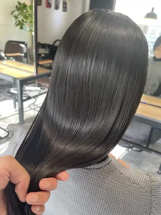 ロング カラー 🧡カラー特化💜 鈴木凱人🤍のヘアスタイル