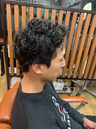 パーマ メンズ ヘアー　プランニング　ビジョン所属・渡邉 来伸のヘアスタイル