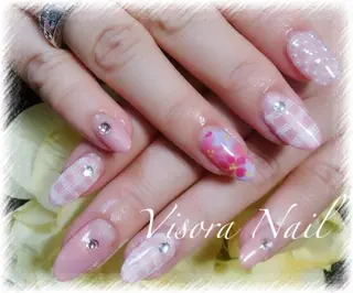 ネイル 美SORA ～ｳﾞｨｿﾗ～のネイルデザイン