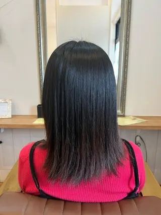 セミロング 美容室Class所属・🐰ハイトーンカラー 畠山　渡🐰のヘアスタイル
