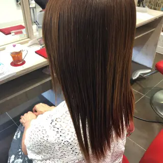 ミディアム 山田 由貴のヘアスタイル