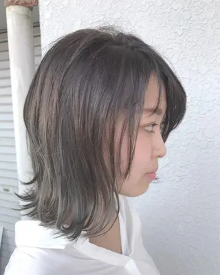 ショート カラー レイヤーカット匠 イソザキノリユキのヘアスタイル