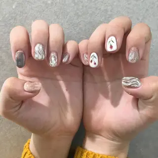 ネイル 【似合わせ提案】鈴木 舞のネイルデザイン