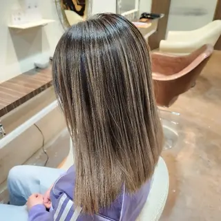 ミディアム カラー ケアブリーチ、 髪質改善 福士直矢のヘアスタイル