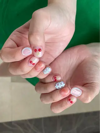 ショート m kaori𓃟のネイルデザイン