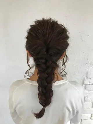 ロング ヘアアレンジ 伊藤 優希のヘアスタイル