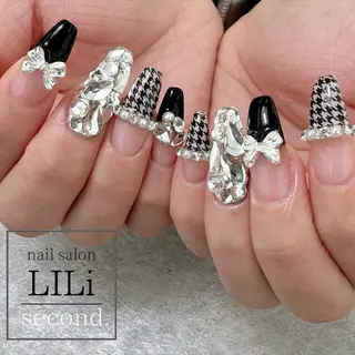 ネイル nailsalon LILi third.所属・Yukino .のネイルデザイン
