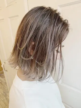 ショート カラー ヘアアレンジ WATARU🔥／ 外国人風ハイライトのヘアスタイル