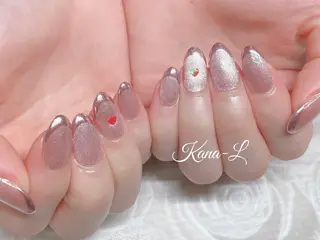 ネイル 芦辺 香奈のネイルデザイン