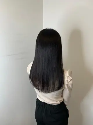 ロング メンズバレイヤージュ 斉藤春のヘアスタイル