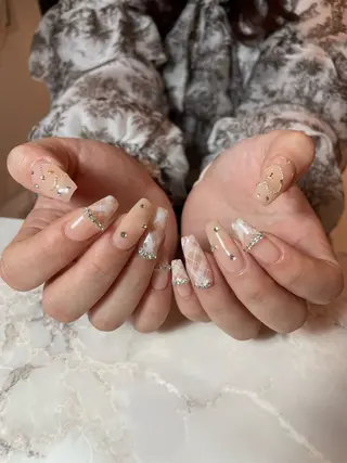 ネイル Ami 🦥のネイルデザイン