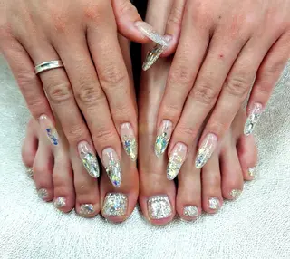 ネイル 河野ちえ (雑誌掲載サロン)のネイルデザイン