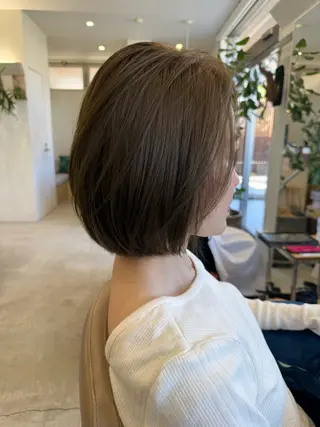 ショート カラー 💛🤍U too e’s 鎌倉🧸のヘアスタイル