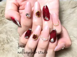 ネイル Yakko pas á pasのネイルデザイン