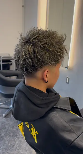 ショート メンズ 鈴木 陸のヘアスタイル