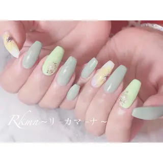 ネイル Rkmn ~リ-カマ-ナ~のネイルデザイン