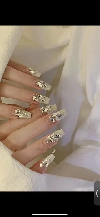 ネイル LULU Nail salonみどりのネイルデザイン