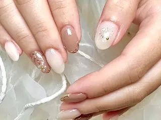 ネイル 丸山 春花のネイルデザイン