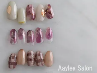 ショート カラー ネイル Aayley(アイリー)Salon所属・Aayley アイリ―サロンのネイルデザイン