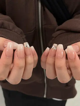 ネイル Ray. ちゅるん系ニュアンスのネイルデザイン