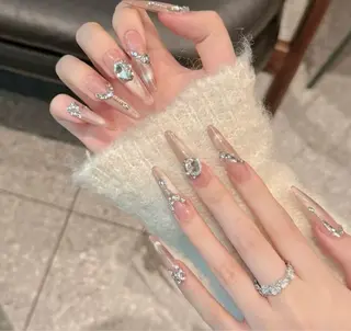 ネイル D-BEAUTY Nailsalonのネイルデザイン