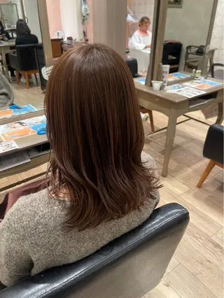 ミディアム HELME(エルメ)なんばマルイ所属・moriyama momoのヘアスタイル