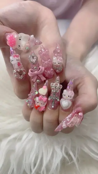 ネイル 菲菲ネイルサロン所属・FF フィフィネイルサロンのネイルデザイン