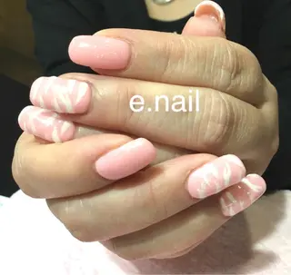 ネイル e.nail所属・和賀井 恵理のネイルデザイン