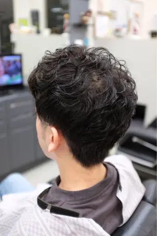 パーマ メンズ 茂木 太郎のヘアスタイル