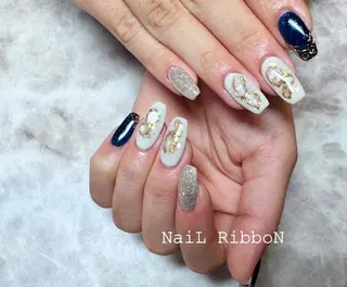 ネイル ネイルリボン 受付スタッフのネイルデザイン
