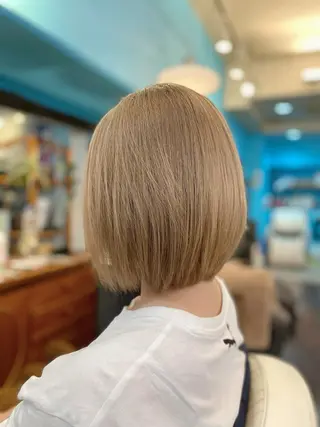 ミディアム カラー ブルーヘブン TAKESHIのヘアスタイル