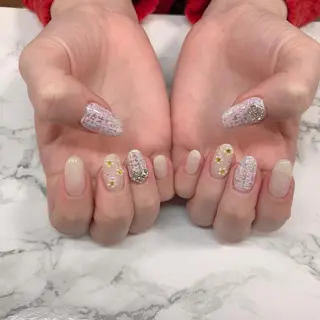 ネイル はな💎ネイル ワンホン、長さ出しのネイルデザイン