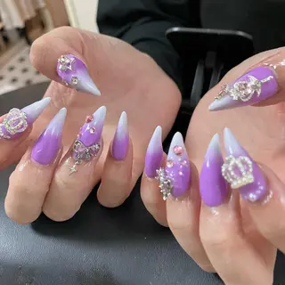 ネイル IYOU NAIL所属・チン セイジョのネイルデザイン