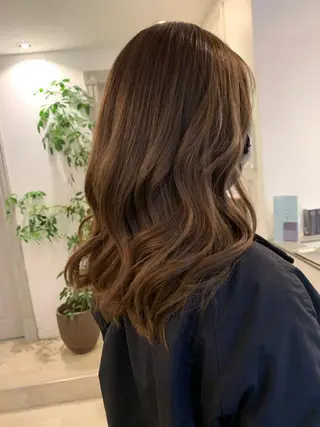 ロング VERITE所属・yadori tomoyoのヘアスタイル