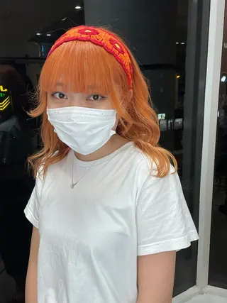 セミロング カラー 艶ハイトーン👑♡ NATSUKIのヘアスタイル